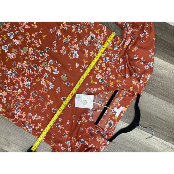 Lc Lauren Conrad NWT V-Neck Button-Front Floral Blouse, Sz Medium, MSRP $44 - Picture 7 of 9